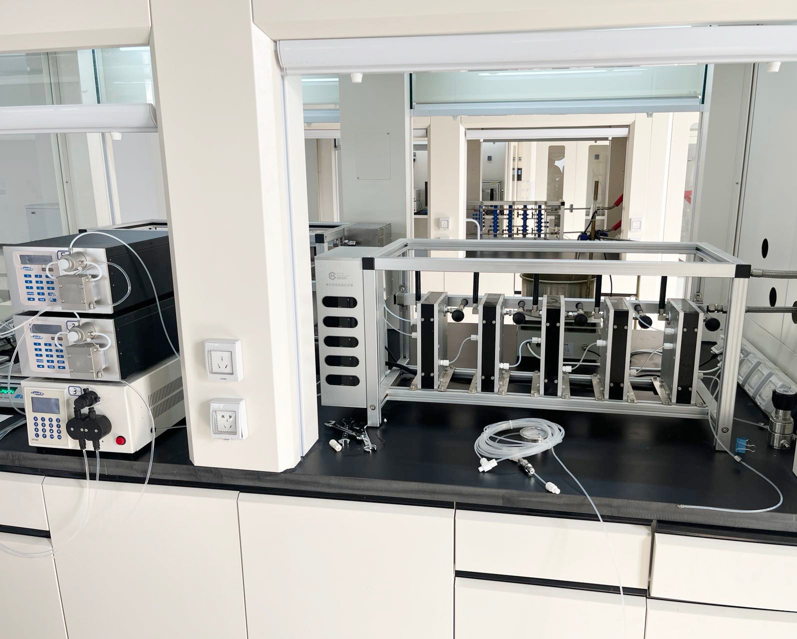 Silicon Carbide Microreactor Microchannel Reactor Lab Level, Laboratory continuous flow reactor