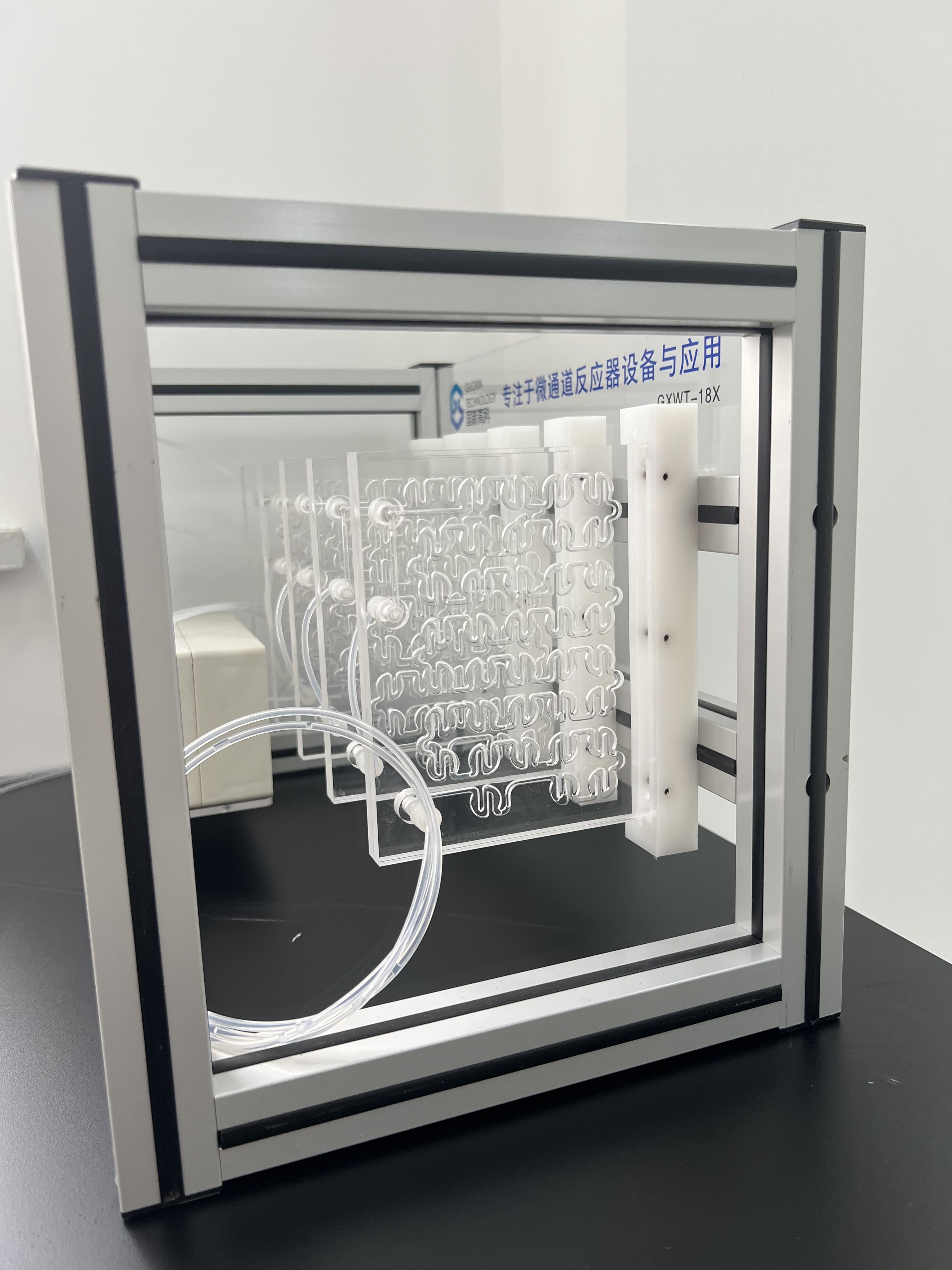 Microchannel reactor demonstration model, teaching demonstration model, non-experimental microchannel reactor